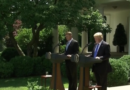 Preşedintele Trump a exprimat angajamentul clar al Statelor Unite pentru respectarea Articolului 5 al NATO