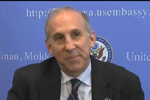 Ambasadorul SUA la Chişinău, uimit de tendinţele pro ruse ale moldovenilor