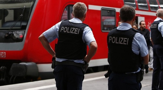 UPDATE - Mai multe persoane au fost rănite într-un schimb de focuri de armă la o staţie de metrou din Munchen; O poliţistă a fost împuşcată în cap