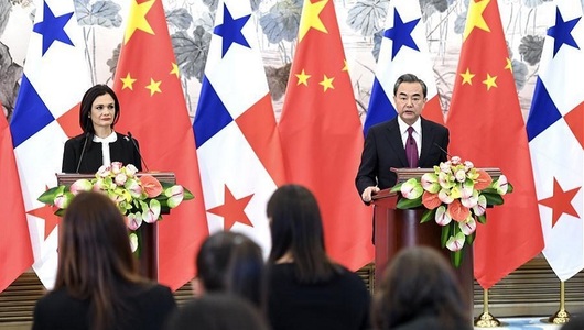 Panama îşi întrerupe relaţiile diplomatice cu Taiwanul şi stabileşte relaţii diplomatice cu China