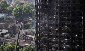 The Sun: Cel puţin 65 de morţi şi dispăruţi în incendiul de la Londra