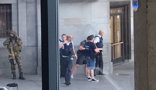 UPDATE - Explozie în Gara Centrală din Bruxelles, un bărbat a fost "neutralizat" de către militari. Parchetul anunţă că explozia este considerată un "atac terorist” 