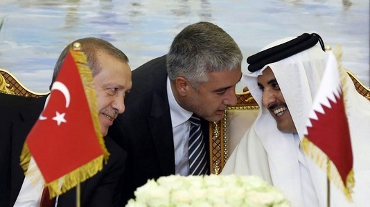 Cele patru ţări arabe cer Qatarului să închidă al-Jazera, să-şi întrerupă relaţiile cu Iranul şi să închidă o bază turcă; Ankara refuză