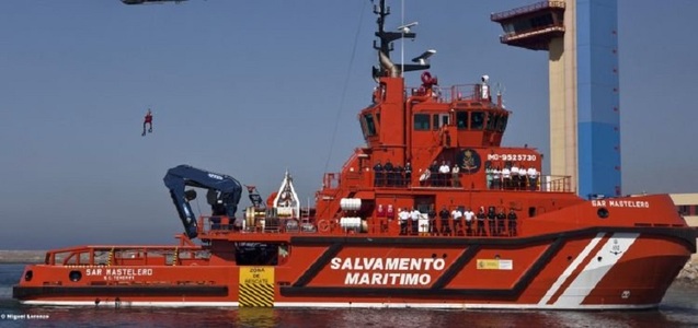 Peste 220 de migranţi salvaţi sâmbătă pe mare de serviciile publice spaniole Salvamento Maritimo