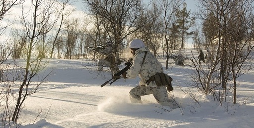 Rusia avertizează Norvegia că prelungirea misiunii unui contingent de puşcaşi marini americani le poate afecta relaţiile