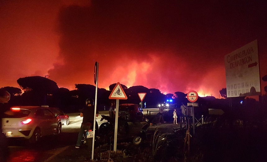 Evacuări în sudul Spaniei, în urma unui incendiu de vegetaţie în apropierea rezervaţiei naturale Donana