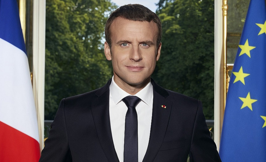 Emmanuel Macron îşi publică portretul oficial pe Twitter în contextul unei polemici