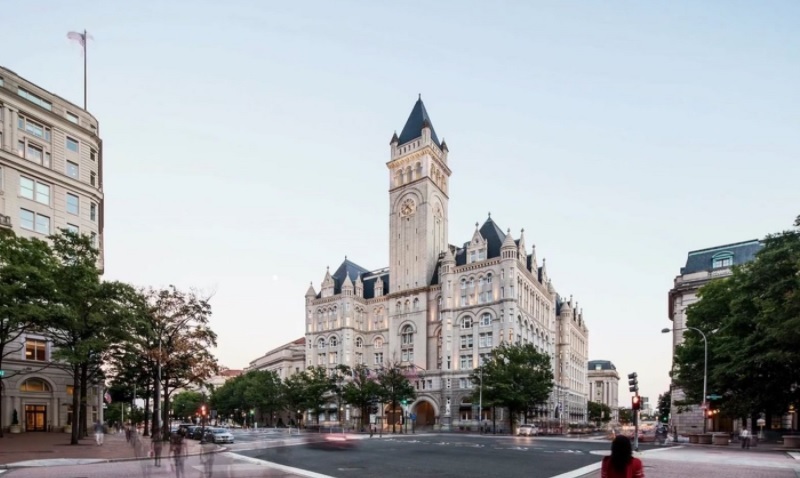 Preşedintele american a început să strângă donaţii pentru realegerea sa cu un eveniment la hotelul Trump din Washington