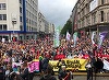 Mii de persoane au demonstrat în favoarea legalizării căsătoriilor între persoane de acelaşi sex în Irlanda de Nord