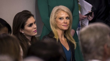 Principalii consilieri ai lui Trump câştigă aproape 180.000 de dolari pe an