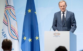 Tusk denunţă ipocrizia şi cinismul unor ţări membre G20 în lupta împotriva traficului de migranţi