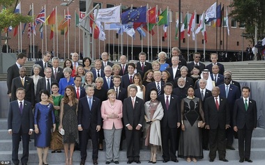 Liderii G20 încearcă sâmbătă să ajungă la consens privind comerţul şi schimbarea climatică, după ce acordurile s-au dovedit imposibile în prima zi a summitului