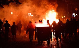 Poliţia a reuşit să reinstaureze controlul la Hamburg, după ce prima zi a summitului G20 a fost marcată de violenţe