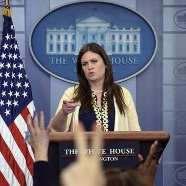 Sarah Huckabee Sanders devine noua purtătoare de cuvânt a Casei Albe, după demisia neaşteptată a lui Sean Spicer