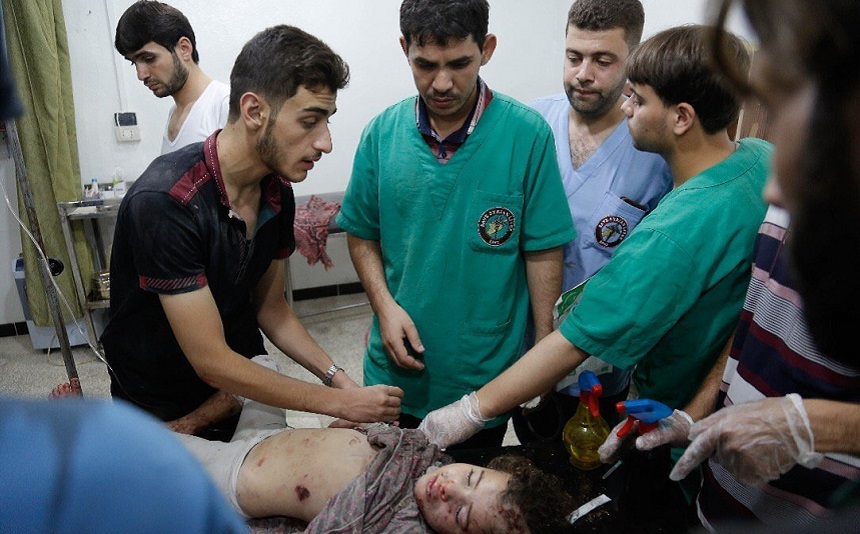 Opt civili, inclusiv patru copii, ucişi într-un raid aerian la Arbin, un oraş sirian aflat sub controlul rebelilor