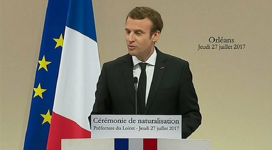 Macron anunţă la Orléans că nu mai vrea niciun migrant ”pe străzi, în păduri” până la sfârşitul lui 2017