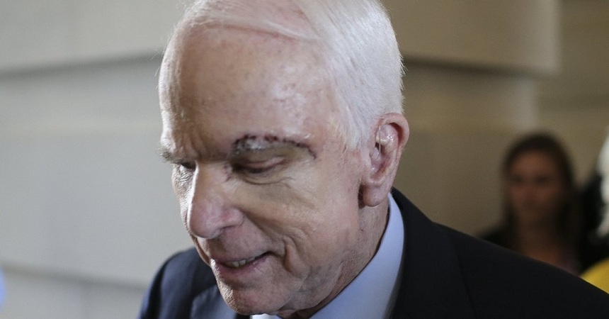 McCain a explicat că a votat împotriva abrogării Obamacare, pentru că textul prezentat nu era o "reformă importantă"