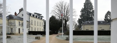 Unicul centru de deradicalizare din Franţa, controversat de la deschidere, va fi închis, anunţă ministrul de Interne Gérard Collomb; ”Experienţa nu s-a dovedit concludentă”