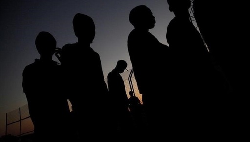 Paisprezece migranţi răniţi după ce au escaladat şi trecut gardul de la frontiera cu Marocul în enclava spaniolă Ceuta