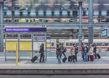 Autorităţile germane au montat primele camere dotate cu recunoaştere facială în principala gară din Berlin
