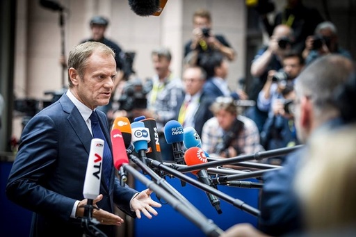 Tusk, audiat timp de mai multe ore într-o anchetă cu privire la prăbuşirea aeronavei prezidenţiale poloneze în Rusia
