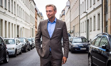 Liderul liberal-democraţilor germani Christian Lindner îndeamnă Berlinul să accepte anexarea Crimeei ca pe un ”aranjament provizoriu permanent, cel puţin pentru moment”