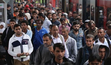 Germania se pregăteşte să reia expulzarea unor azilanţi în Grecia