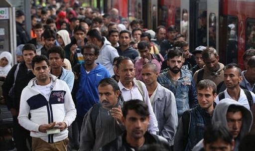 Germania se pregăteşte să reia expulzarea unor azilanţi în Grecia