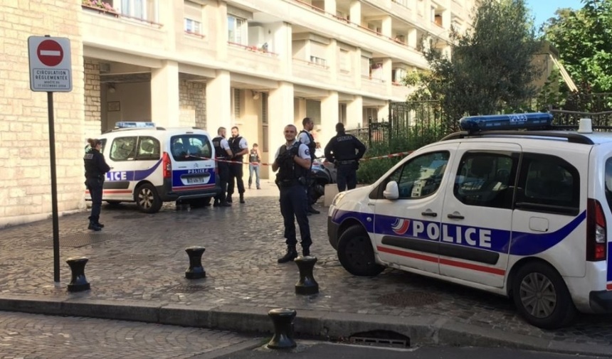 UPDATE - Incident la Paris, unde mai mulţi militari au fost loviţi de un vehicul. Autorităţi: A fost un atac planificat