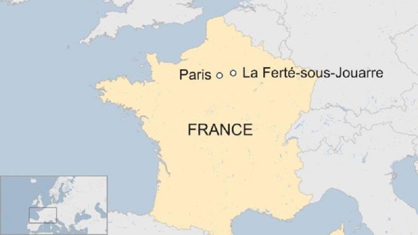 O adolescentă a fost ucisă şi alte cinci persoane au fost rănite după ce o maşină a intrat în terasa unei pizzerii, la est de Paris