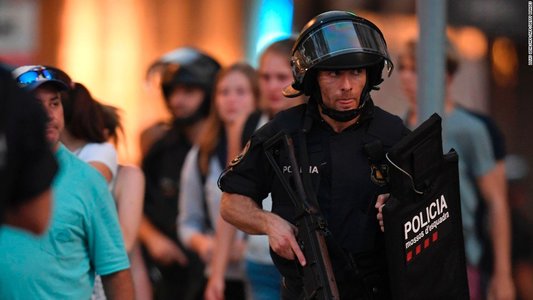 Poliţia din Barcelona consideră incidentul din zona Las Ramblas drept un atac terorist