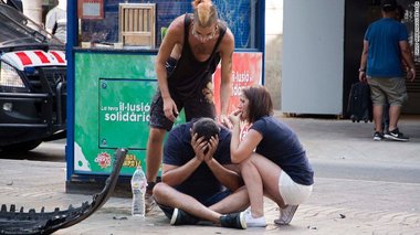 Două persoane arestate în legătură cu atentatul de la Barcelona, anunţă preşedintele regiunii Catalonia, revizuind bilanţul la 12 morţi şi peste 80 de răniţi - VIDEO