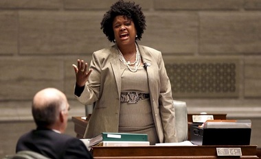 Senatoarea democrată Maria Chappelle-Nadal, anchetată de Secret Service după ce a postat pe Facebook un mesaj în care spune că speră ca Trump să fie asasinat