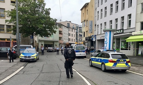 Bărbat căutat după ce a ucis cu lovituri de cuţit alt bărbat în oraşul german Wuppertal