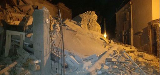 Al treilea frate prins sub dărâmături după cutremurul din Ischia a fost salvat