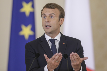 Macron invită România să colaboreze cu Franţa în “definirea Europei viitorului”