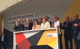 Merkel sfidează manifestanţi zgomotoşi la un miting de campanie la Quedlinburg, în fosta Germanie de Est