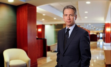 Trump nominalizează un avocat de origine română, care l-a reprezentat într-un proces, pentru a conduce Oficiul SUA pentru Brevete