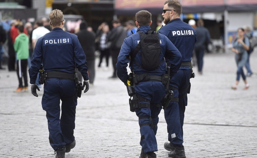 Poliţia finlandeză a eliberat marţi încă două persoane care au fost reţinute pentru atacul cu cuţitul din oraşul Turku