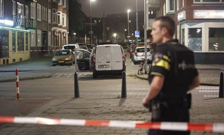 Un judecător olandez prelungeşte cu două săptămâni detenţia suspectului arestat în legătură cu alerta de la Rotterdam