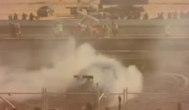 Australia: 12 persoane au fost rănite, după ce o maşină a aruncat flăcări spre spectatori la un drag-racing din Alice Springs