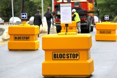 Piaţa blocurilor de beton, ce pot fi amplasate pentru a opri trecerea vehiculelor, a explodat după atentatul de la Nisa