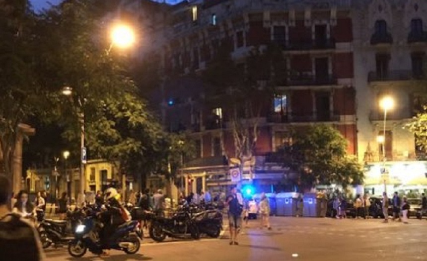 Bazilica Sagrada Familia şi magazinele din zonă evacuate în urma unei false alerte teroriste