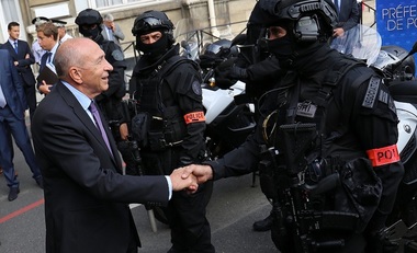 Douăsprezece atentate dejucate de la începutul anului în Franţa, inclusiv unul vizând cluburi de noapte gay la Paris, anunţă Collomb în Parlament