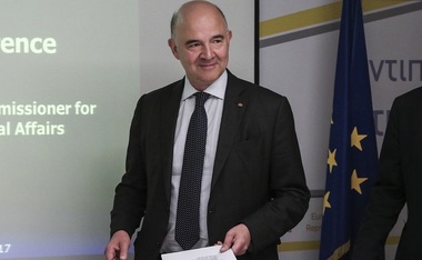 Propunerile lui Macron şi Juncker cu privire la viitorul zonei euro sunt ”absolut compatibile”, apreciază Moscovici. Austriecii se oprun extinderii zonelor euro şi Schengen către Europa de Est 