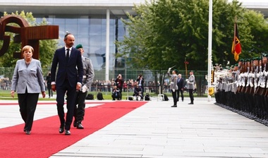 Edouard Philippe apără la Berlin proiectele lui Macron cu privire la Europa, faţă de care Merkel îşi reiterează sprijinul de principiu