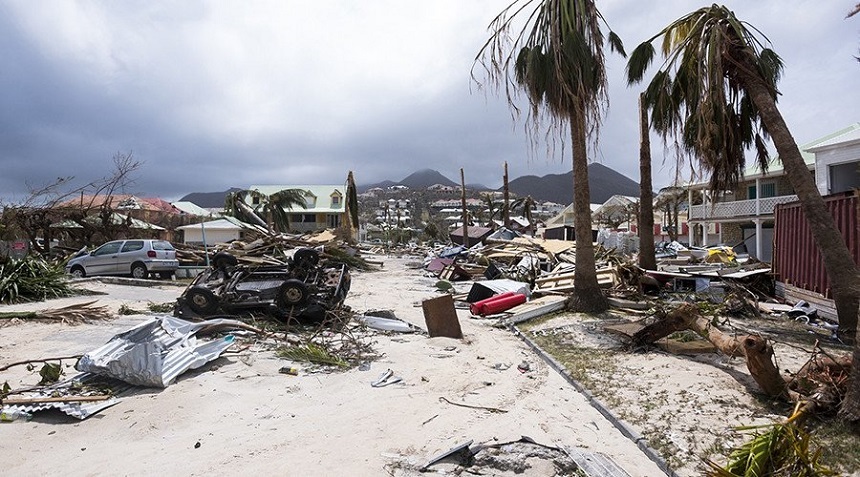Uraganul Maria, de categorie 5, a lovit insula Dominica, smulgând acoperişul casei premierului. VIDEO
