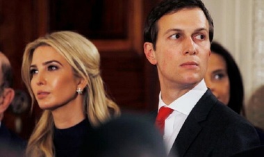 Cel puţin şase consilieri ai lui Trump, inclusiv Steve Bannon, Reince Priebus şi Ivanka Trump, au folosit conturi private de e-mail