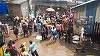 UPDATE: Cel puţin 22 de morţi şi zeci de răniţi într-o busculadă la o gară în Mumbai
