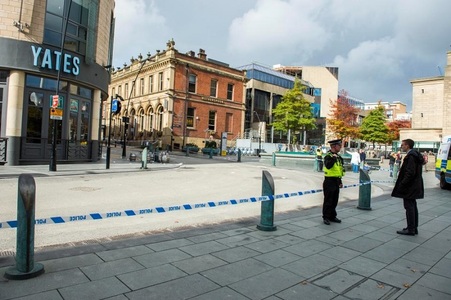 Cinci persoane, înjunghiate în Sheffield în două incidente separate. O persoană se află în stare critică